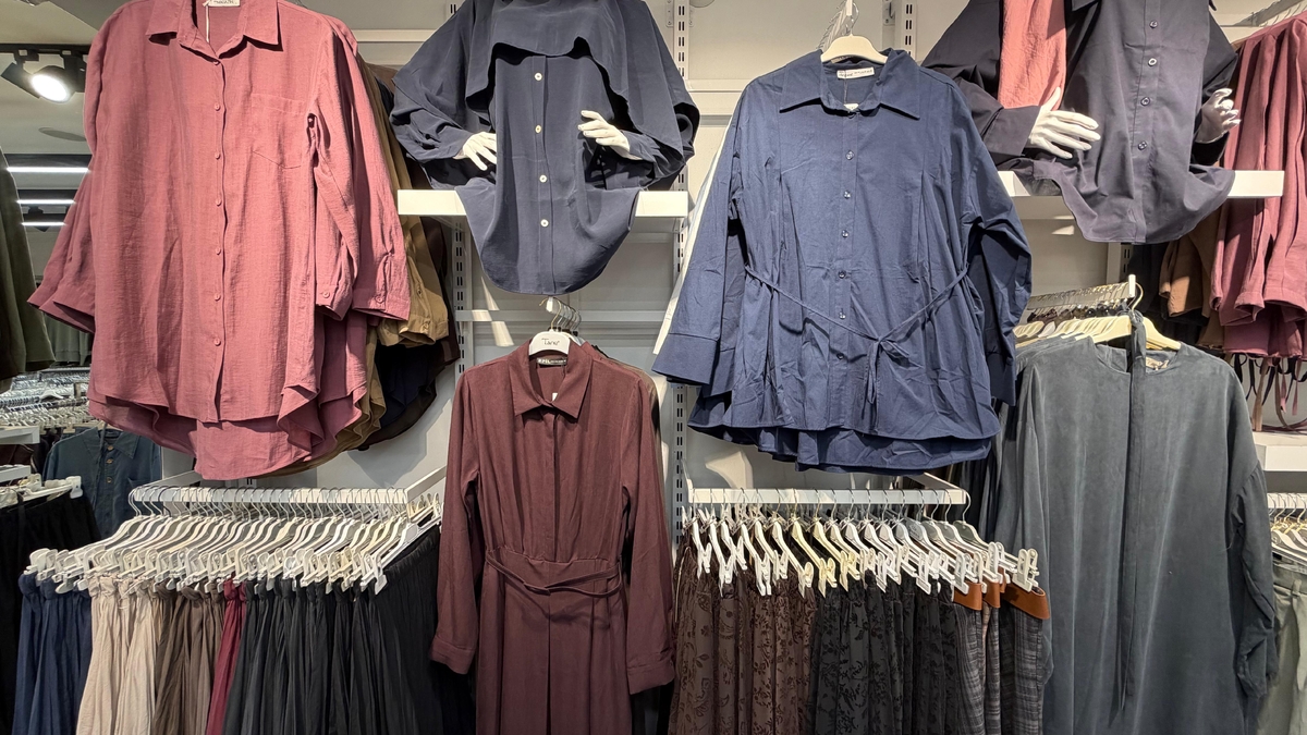 Moda Sarem olarak 10 yıldır Sakarya’nın Akyazı ilçesinde giyim sektöründe kalite güven ve şıklığı bir araya getiriyoruz.