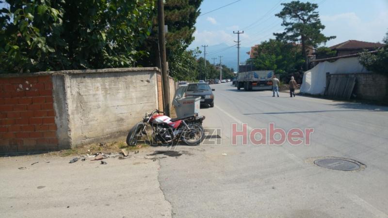 Motosiklet Kamyona Arkadan Çarptı 