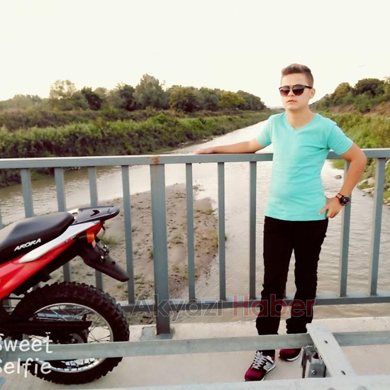  Motosiklet Kazasında Ağır Yaralan Genç Hayatını Kaybetti 