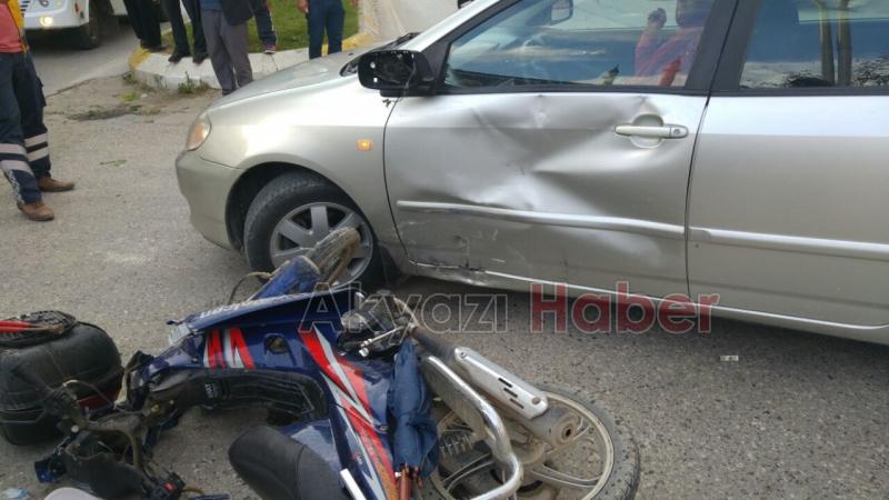 Motosiklet Otomobile Çarptı 1 Yaralı