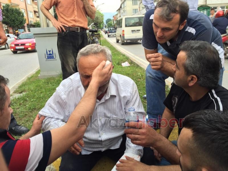 Motosiklet Otomobile Çarptı 1 Yaralı