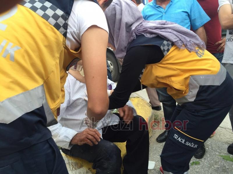 Motosiklet Otomobile Çarptı 1 Yaralı