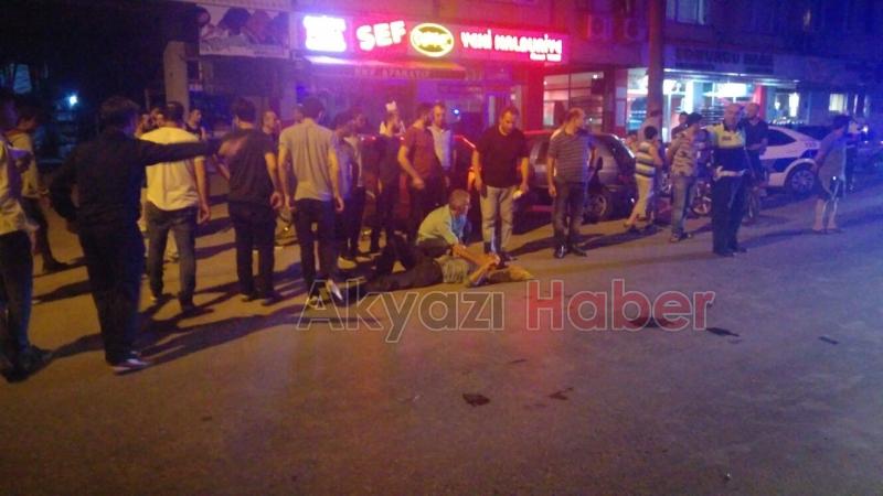 Motosiklet Park Halindeki Otomobile Çarptı 1 yaralı