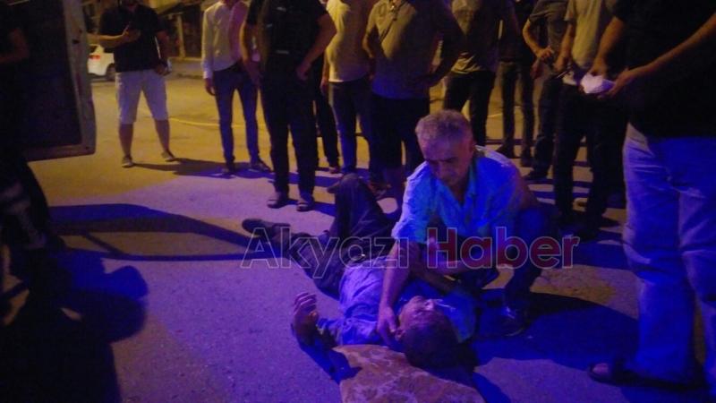 Motosiklet Park Halindeki Otomobile Çarptı 1 yaralı