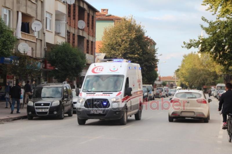 Motosiklet Sürücüsü Çocuğa Çarptı