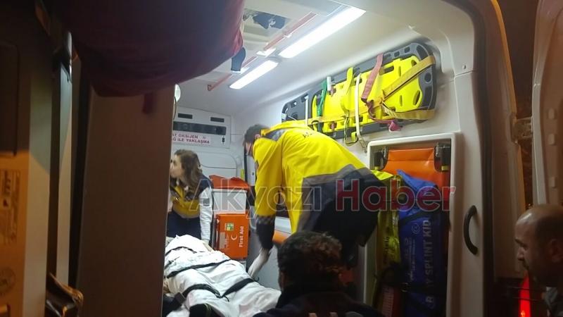 Motosikletin Yayaya Çarptı Motosiklet Sürücüsü ve Yaya Yaralandı 