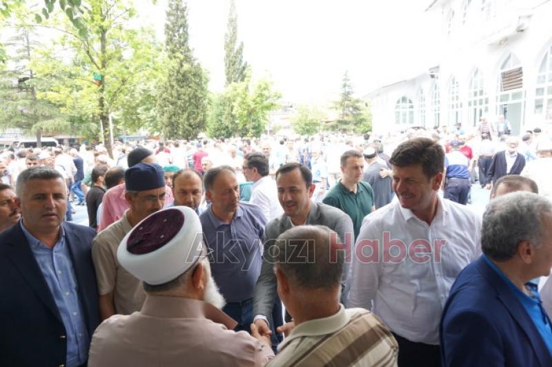 Muhammed Mursi için Gıyabi Cenaze namazı kılındı