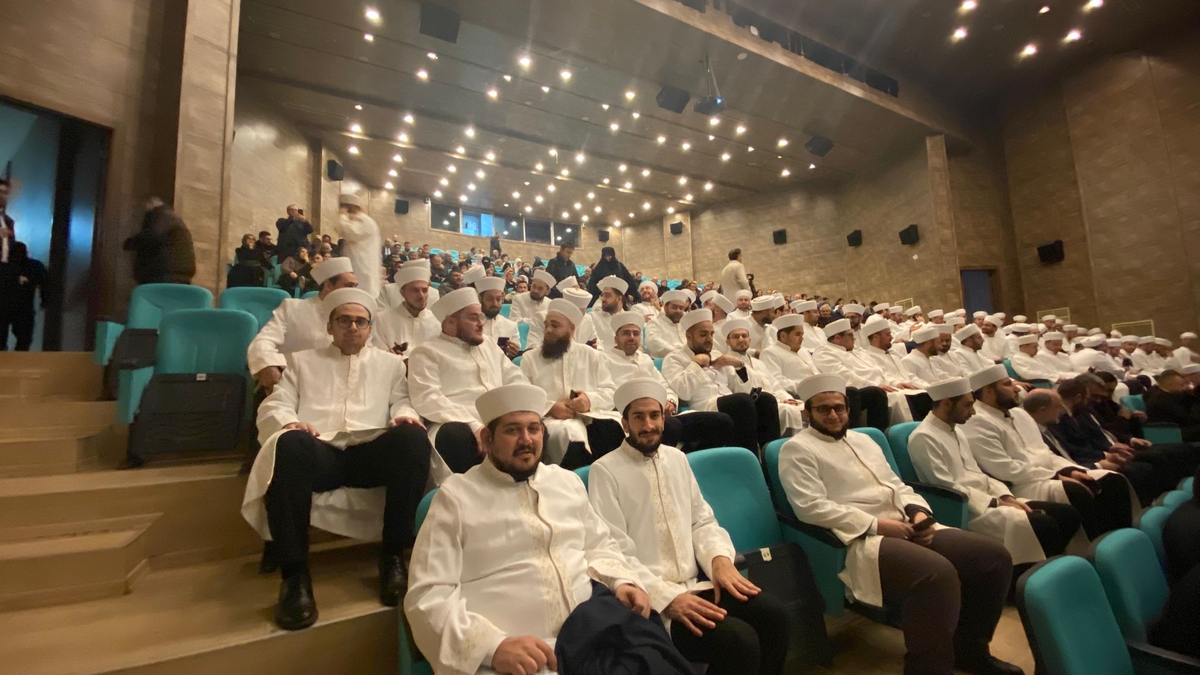 Muhammet Oğulcan Eroğlu'nun mezuniyet sevinci