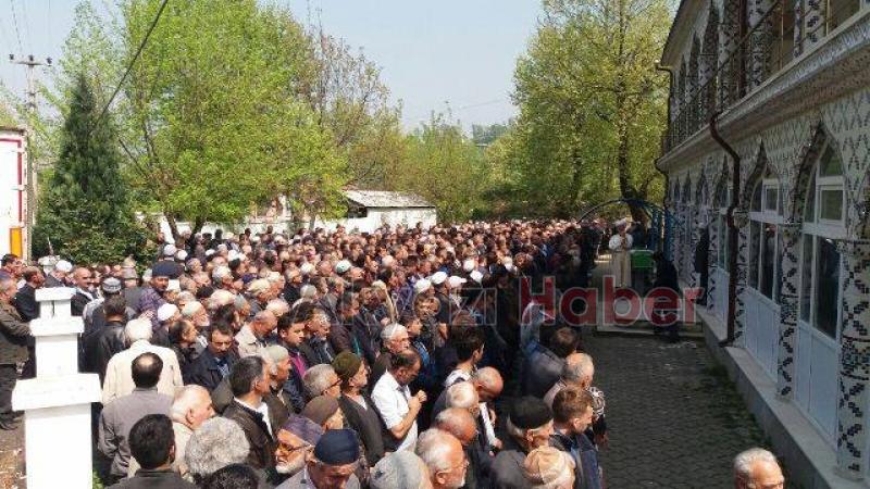 MUHAMMET SAKA DUALAR iLE DEFNEDiLDi