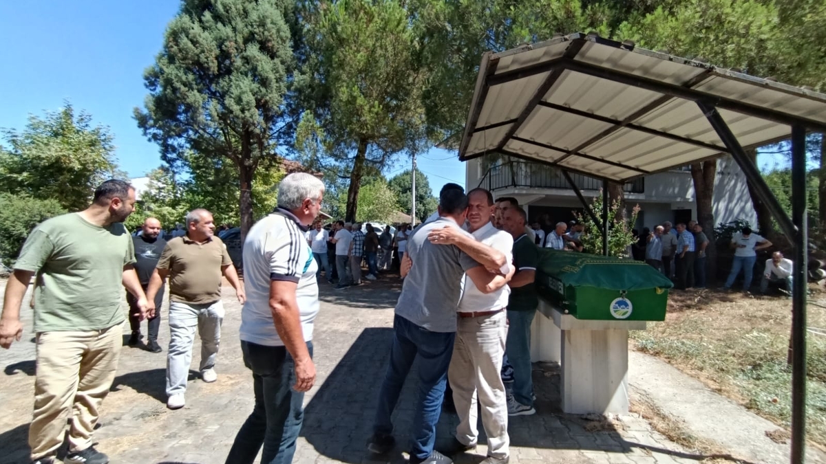 Muhtar Kızıldağ’ın Annesi defnedildi