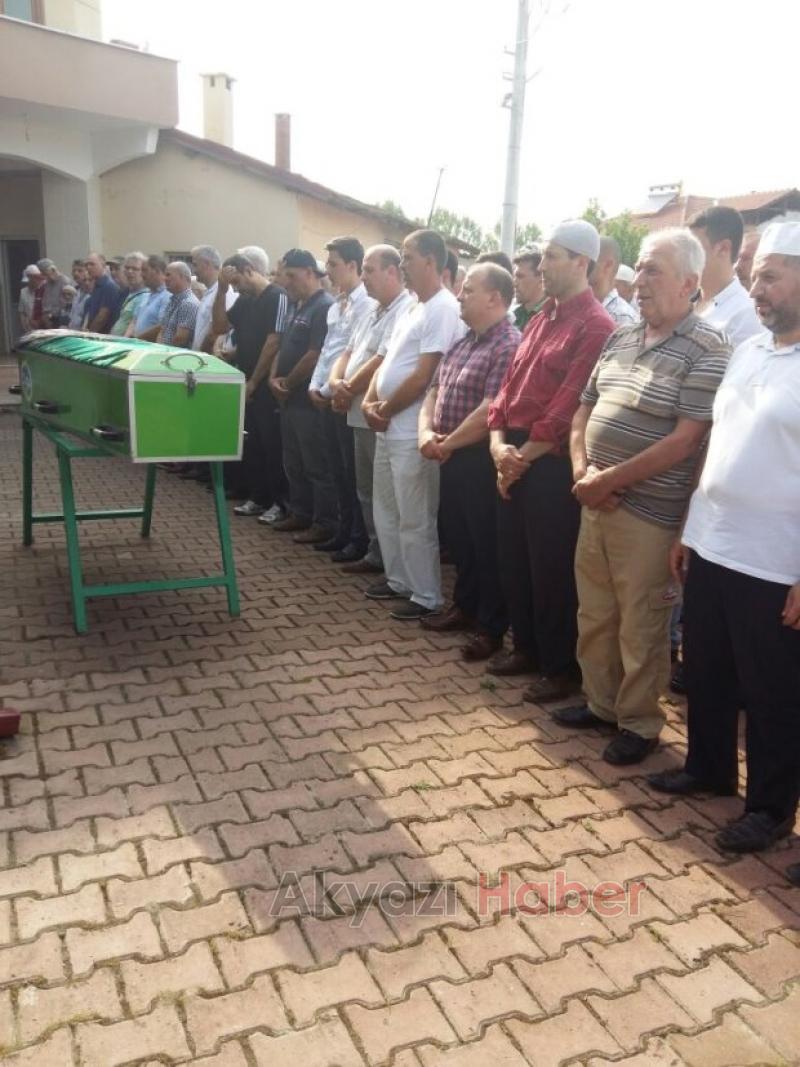 Muhtar Osman Özdağın Teyzesi Son Yolculuğuna Uğurlandı