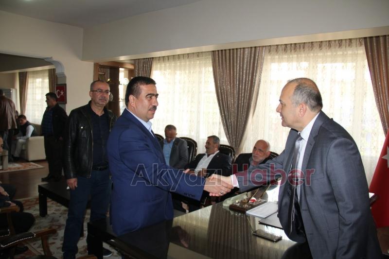Muhtarlar Akyazı'ya Döndü