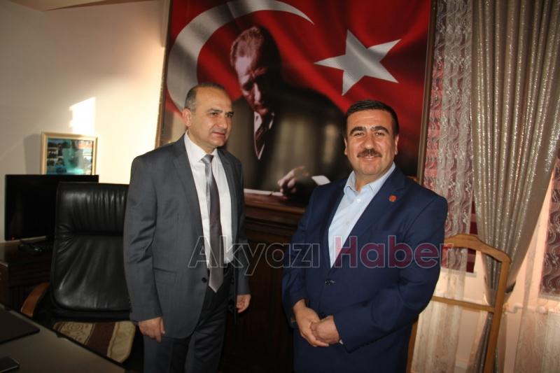 Muhtarlar Akyazı'ya Döndü