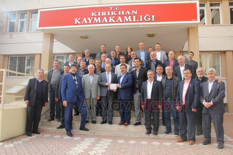 Muhtarlar Akyazı'ya Döndü