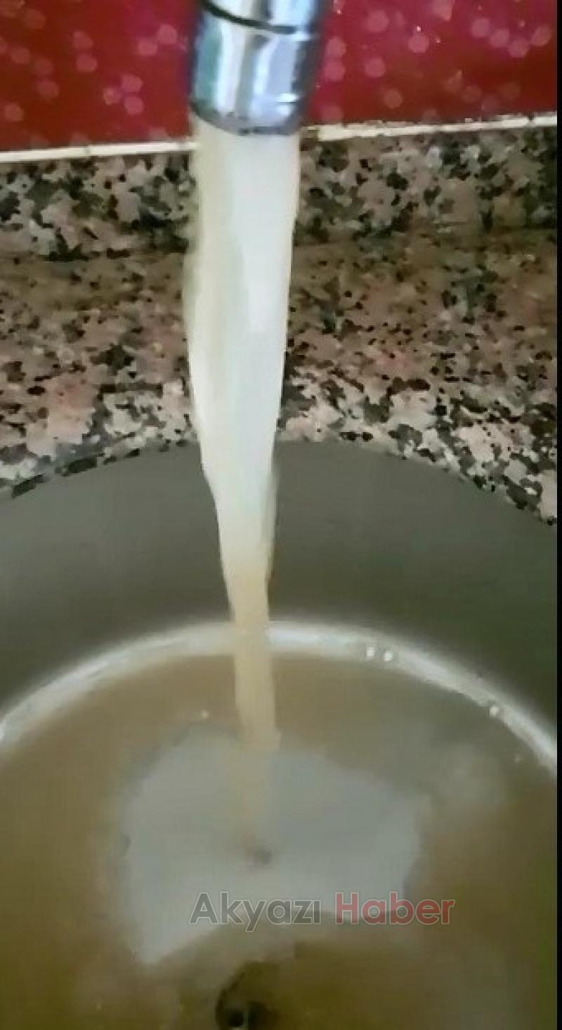 Musluklardan çamur aktı