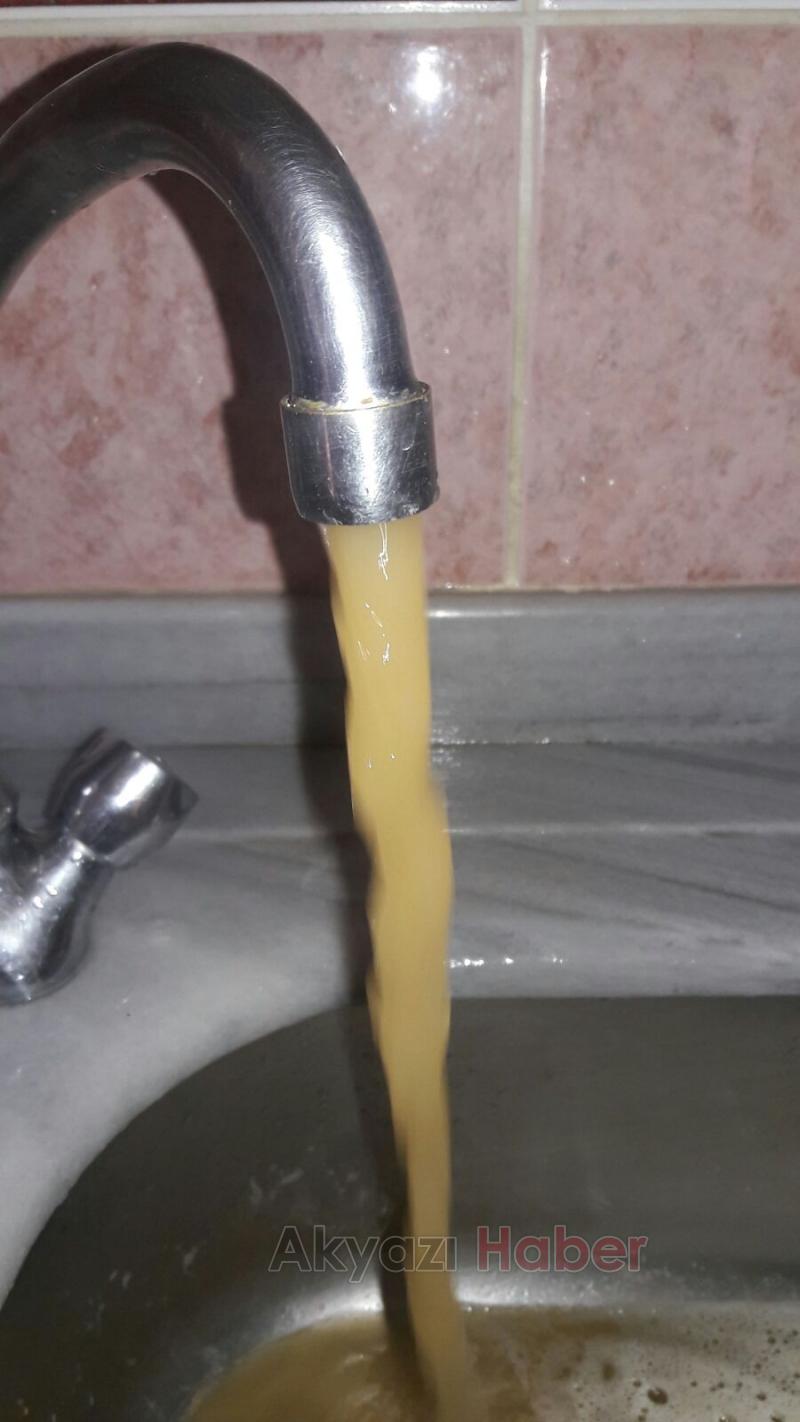 Musluktan Kahverengi Su Akıyor