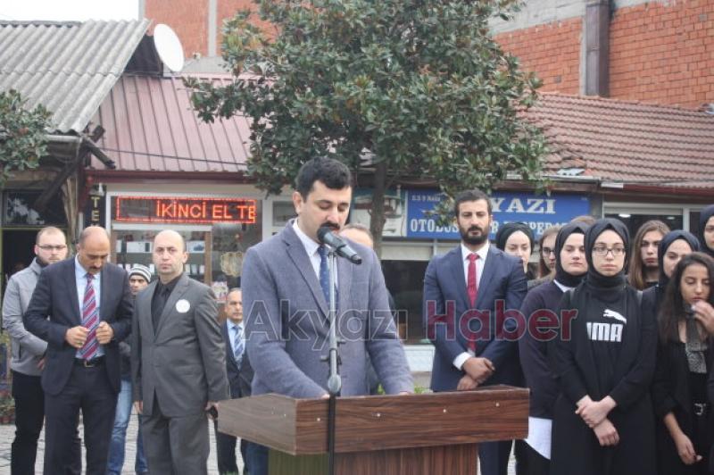 Mustafa Kemal Atatürkün ebediyete intikalinin 80 inci yılı dolayısıyla saygı duruşunda bulunuldu