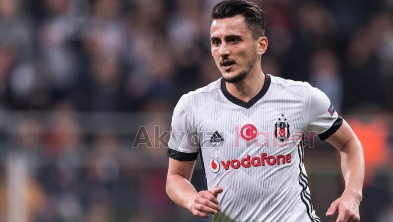 Mustafa Pektemek 9 takımı reddetti ve Beşiktaş'ta kaldı!