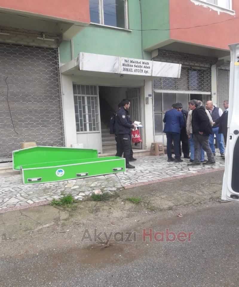 Mutfakta cansız bedeni bulundu
