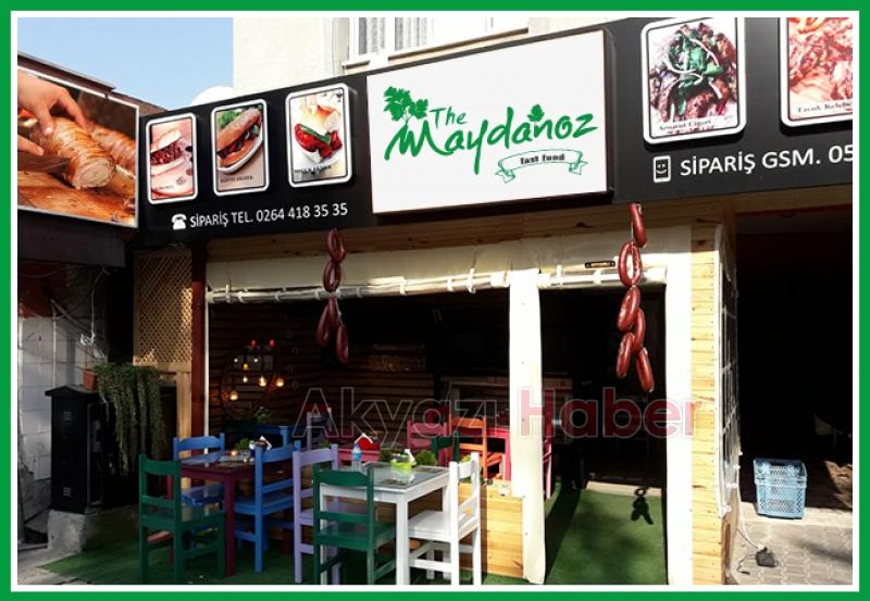 Mutluluk kaynağı olan meşhur kokoreç Akyazı’da hizmet vermeye devam ediyor !