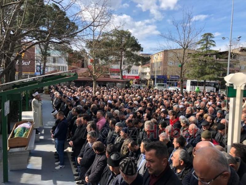 Nail Kahvecinin Annesi Defnedildi