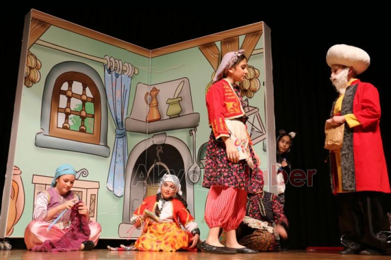 Nasreddin Hoca Akyazı SGM’de sahnelendi