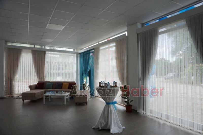 Nayo Perde Dualarla açıldı