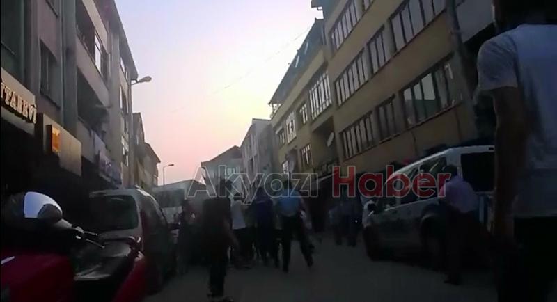 Necati Temel Caddesi'nde Kavga 