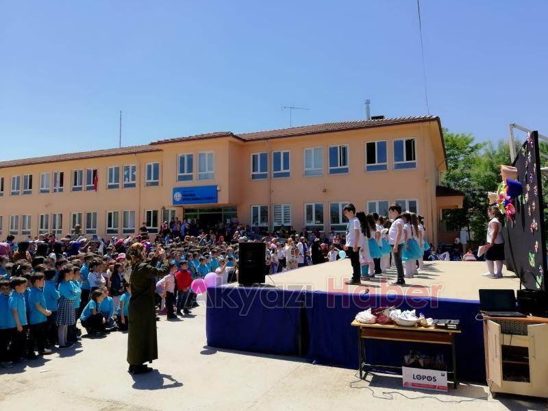Nevruz Banoğlu İlkokulu'nda Anneler Günü Kutlandı