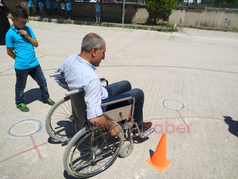 Nevruz Banoğlu İlkokulu nda Engelliler Haftası Coşku ile Kutlandı