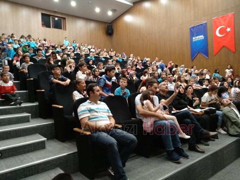 Nevruz Banoğlu İlkokulu öğrencileri yıl sonunda yeteneklerini sergiledi