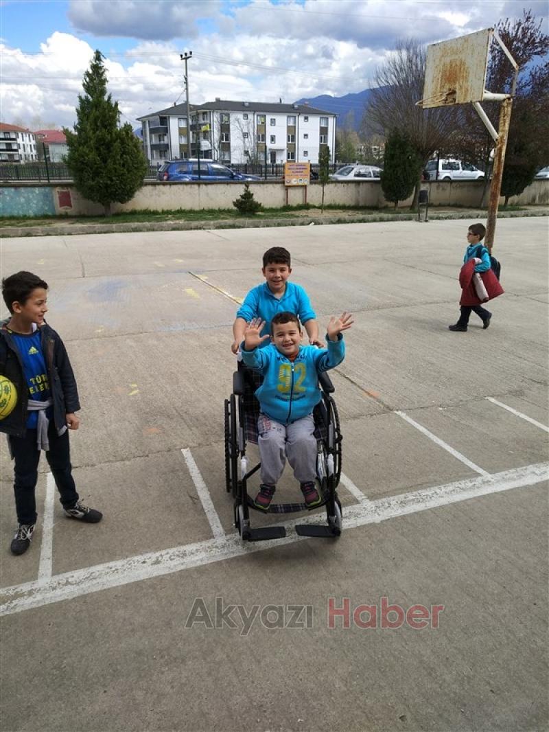 Nevruz Banoğlu İlkokulu Öğrencilerinden Örnek Davranış