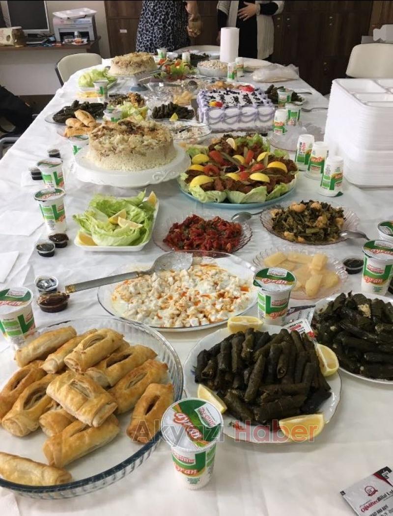  Nevruz Banoğlu İlkokulu’nda Öğretmen Günü etkinliği