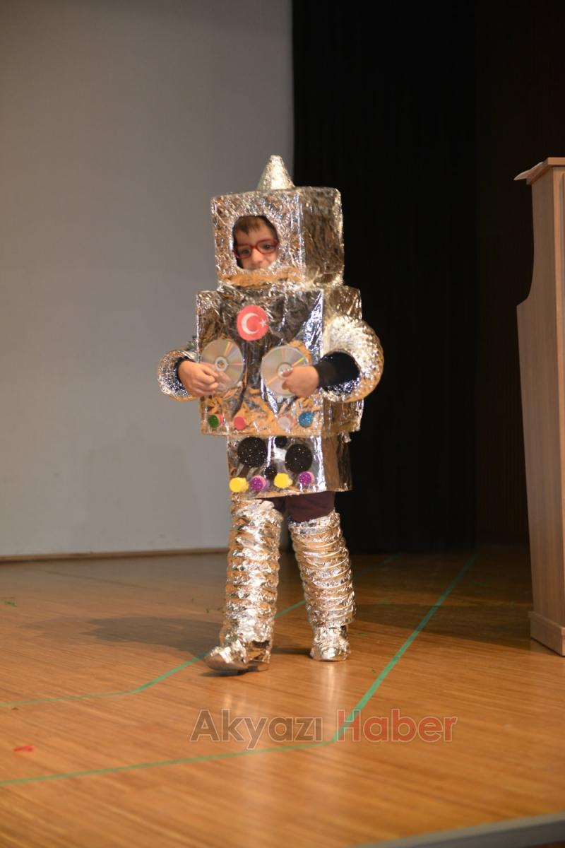 NEVRUZ BANOĞLU’NDAN GERİ DÖNÜŞEN KOSTÜMLER PROJESİ