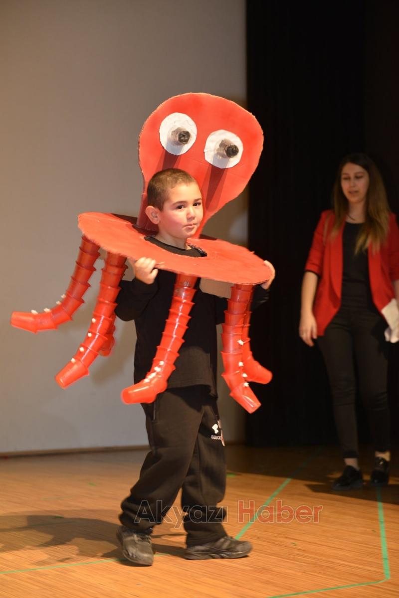 NEVRUZ BANOĞLU’NDAN GERİ DÖNÜŞEN KOSTÜMLER PROJESİ