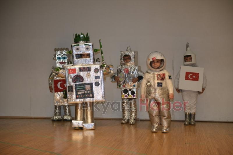 NEVRUZ BANOĞLU’NDAN GERİ DÖNÜŞEN KOSTÜMLER PROJESİ