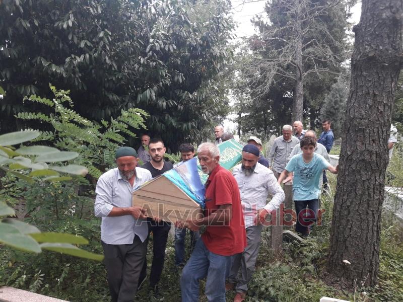 Nevzat Üzbe Dualarla Defnedildi