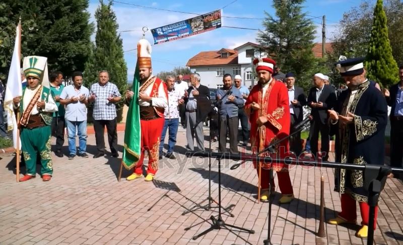 Nurşin Gönüllüler Derneğinden Aşure programı