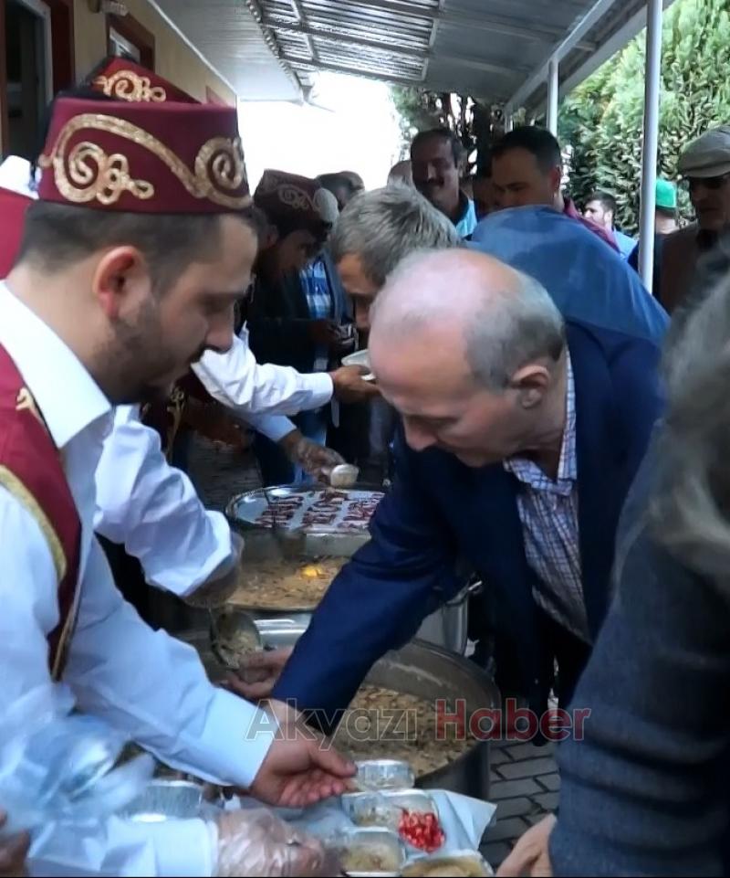 Nurşin Gönüllüler Derneğinden Aşure programı