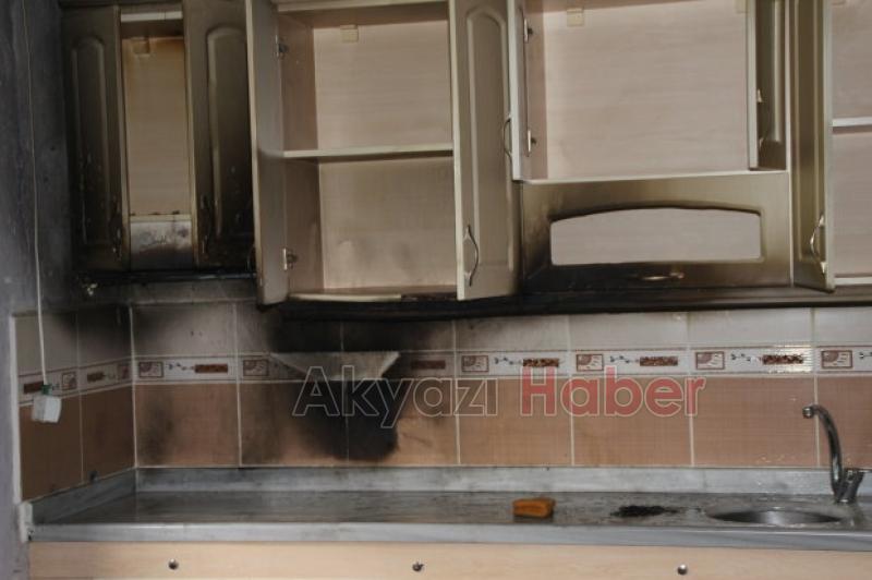 Ocakta Unutulan Kızgın Yağ Yangına Neden Oldu