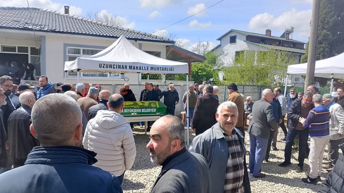 Odunlukta silahla vurulmuş halde bulunmuştu, toprağa verildi