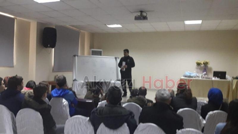 Öğrenci ve öğretmenlere  Okul Geçidi Görevlisi Eğitimi verildi