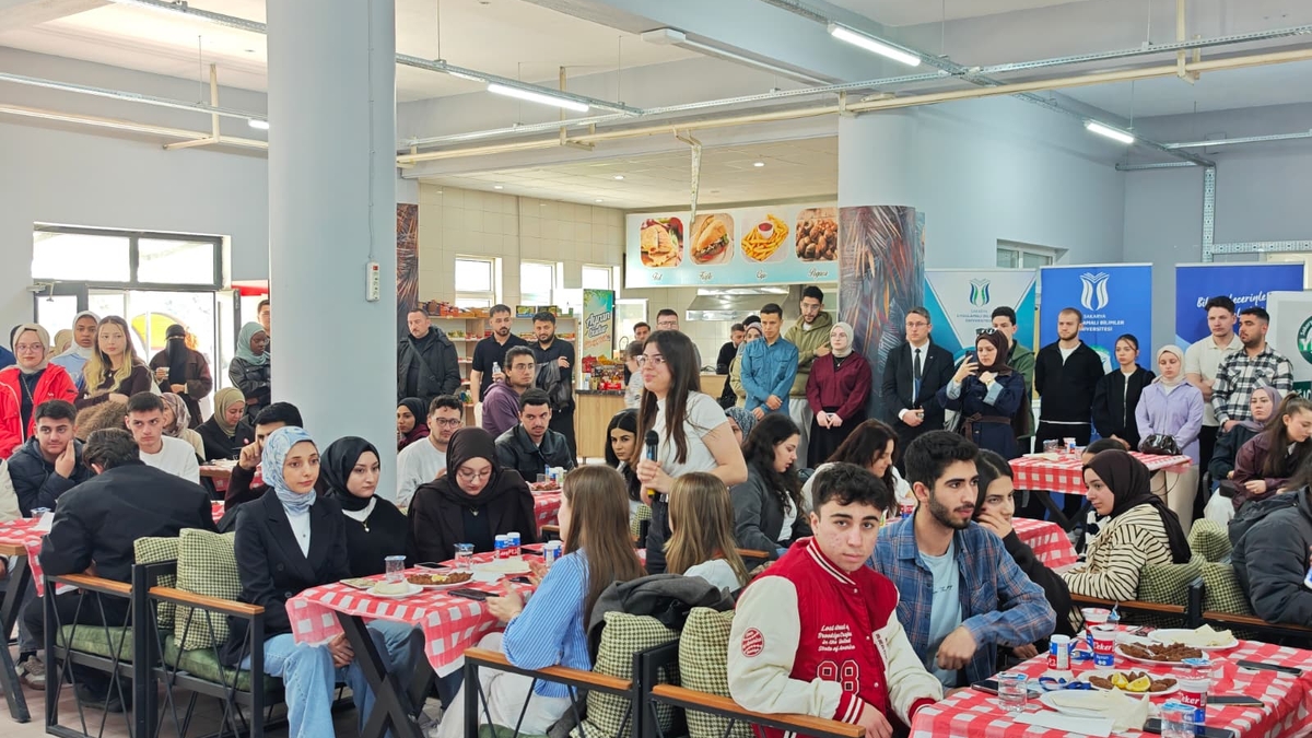 Öğrenciler Konuştu, Rektör Dinledi: Akyazı’da Önemli Buluşma
