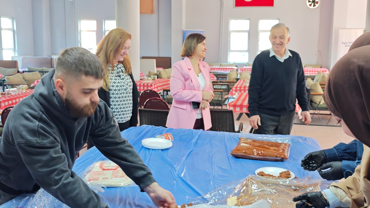 Öğrenciler Konuştu, Rektör Dinledi: Akyazı’da Önemli Buluşma