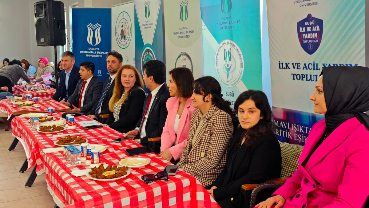 Öğrenciler Konuştu, Rektör Dinledi: Akyazı’da Önemli Buluşma