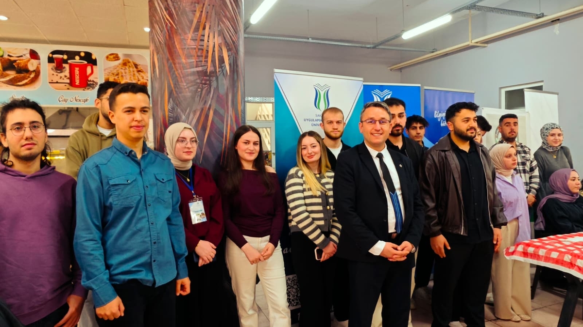 Öğrenciler Konuştu, Rektör Dinledi: Akyazı’da Önemli Buluşma