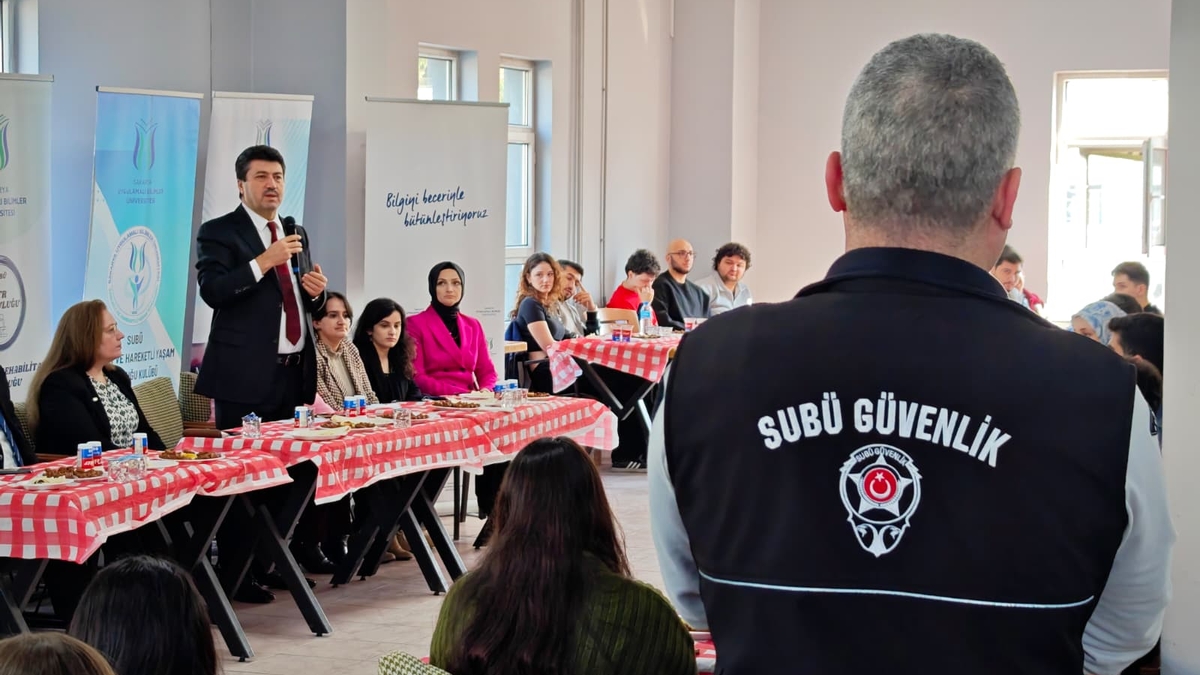 Öğrenciler Konuştu, Rektör Dinledi: Akyazı’da Önemli Buluşma