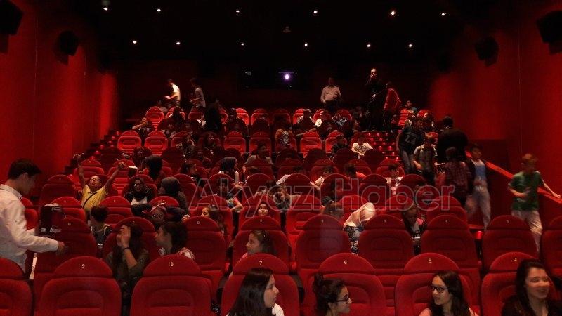 Öğrenciler Moral Depoladı