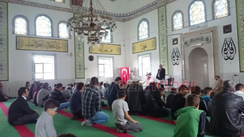 Öğrencilere Güzel Ahlak Konulu Seminer Verildi