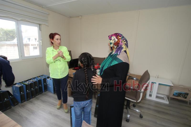 ÖĞRENCİLERE KIRTASİYE YARDIMI